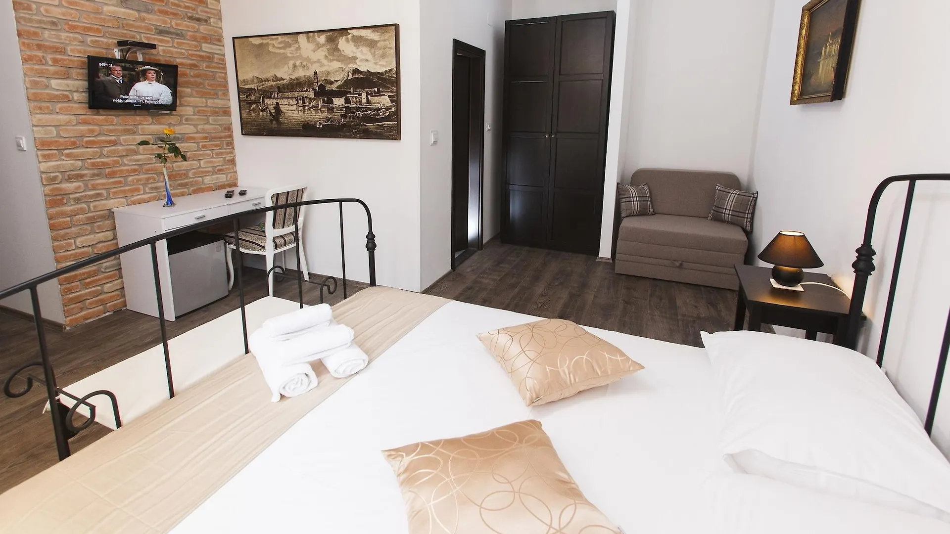 Prior Suites Split Guest house